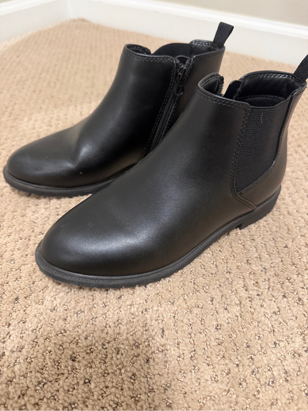 Cat & Jack Black Kids Chelsea Ankle Boots